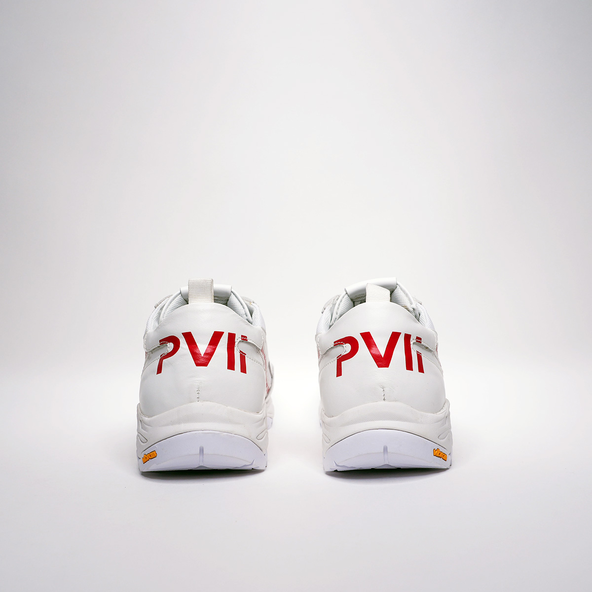 P VII WHITE 4